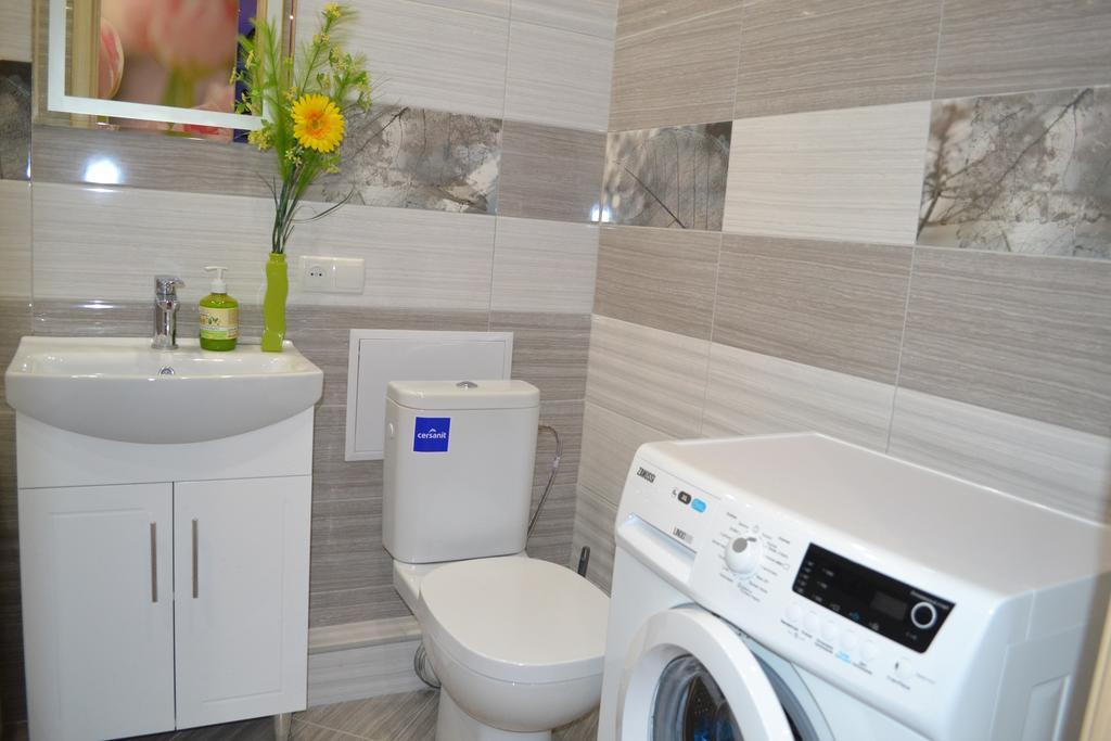 Apartment On Yuvilejnyj Avenue Harkiv Dış mekan fotoğraf